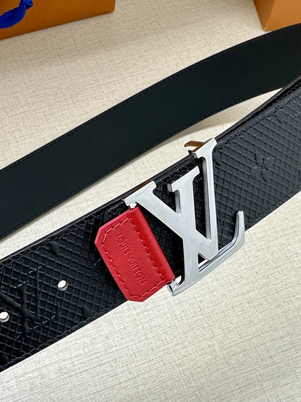 激安ルイヴィトンベルト背面デザイン